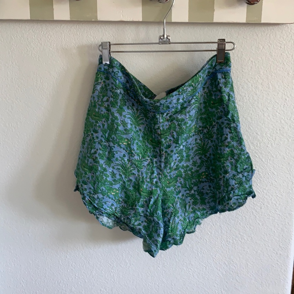 Anthropologie slide on flutter shorts